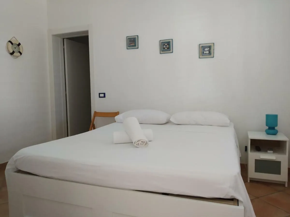 Villa Egusa Favignana 0*,  İtalya
